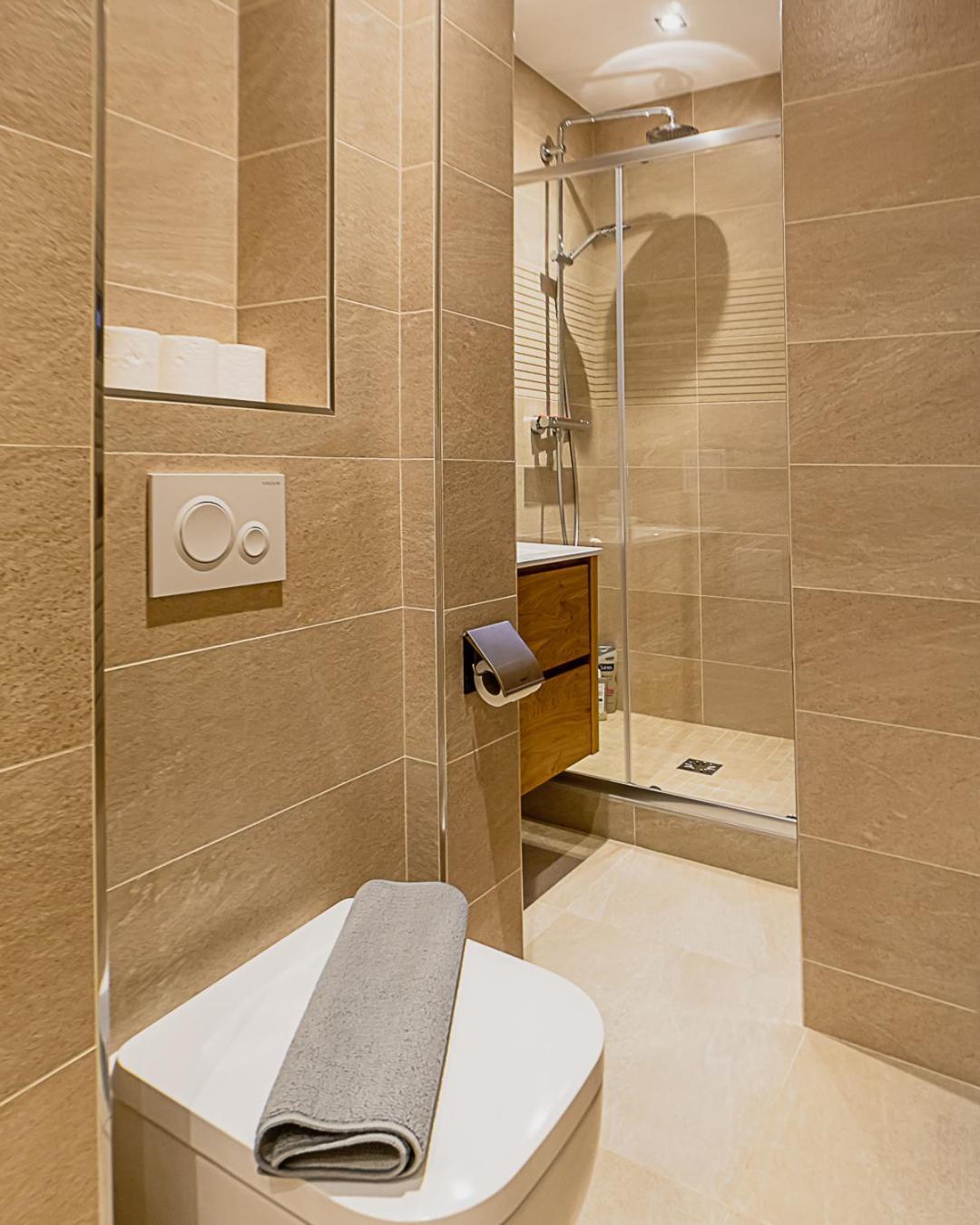The Square, Paris-Asnieres, Private Apartment With Bedroom And Living Room Exterior foto
